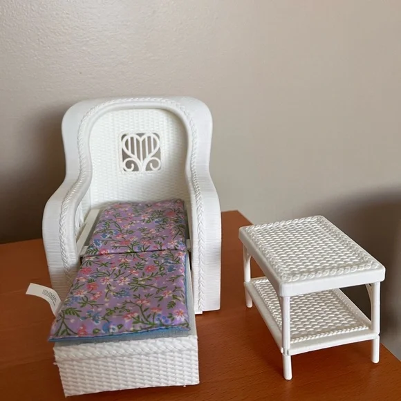 80s Barbie faux wicker furniture - Picture 7 of 13